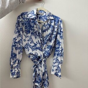 Blue Floral Tie-Front Button-Up Blouse